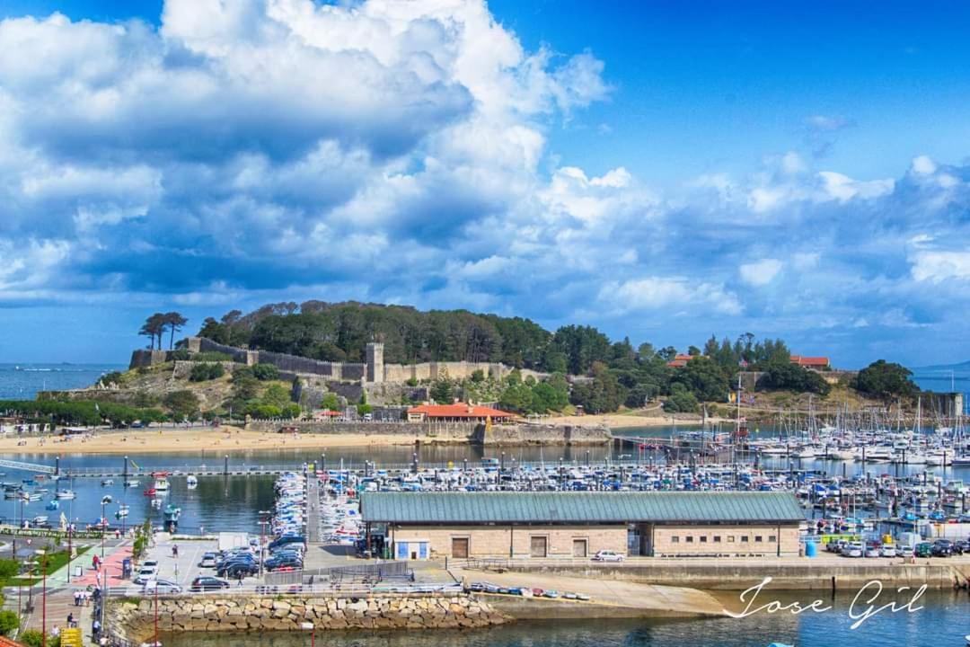 Vivienda En El Casco Historico De Baiona Villa Luaran gambar